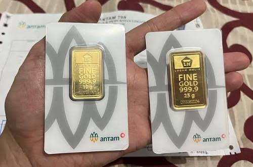 Harga 1 gram emas Antam di Pekanbaru anjlok hari ini (foto/int)